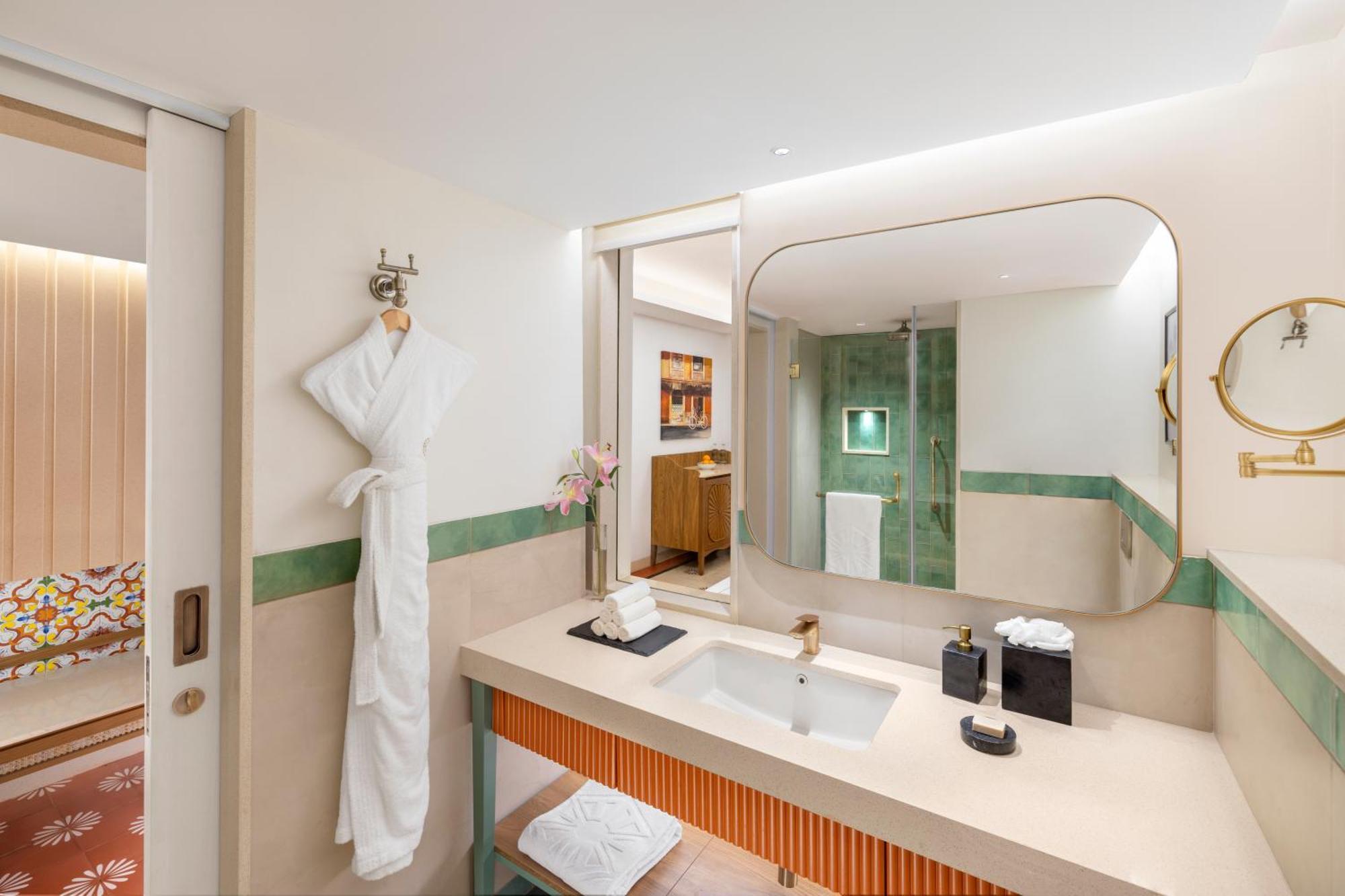 Taj Cidade De Goa Heritage, Goa Santa Cruz Dış mekan fotoğraf Bathroom